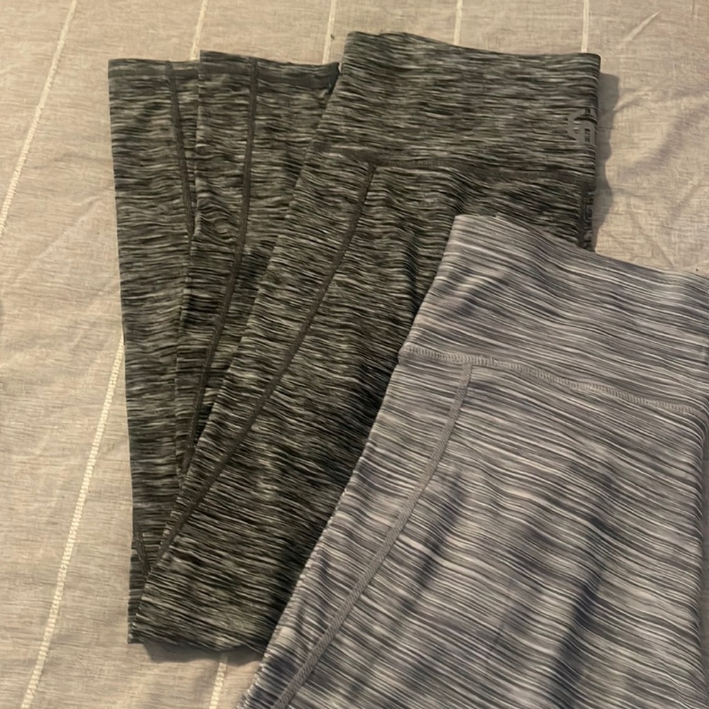 Set of 2 yoga pants full length.  XL. Pockets on outer thigh